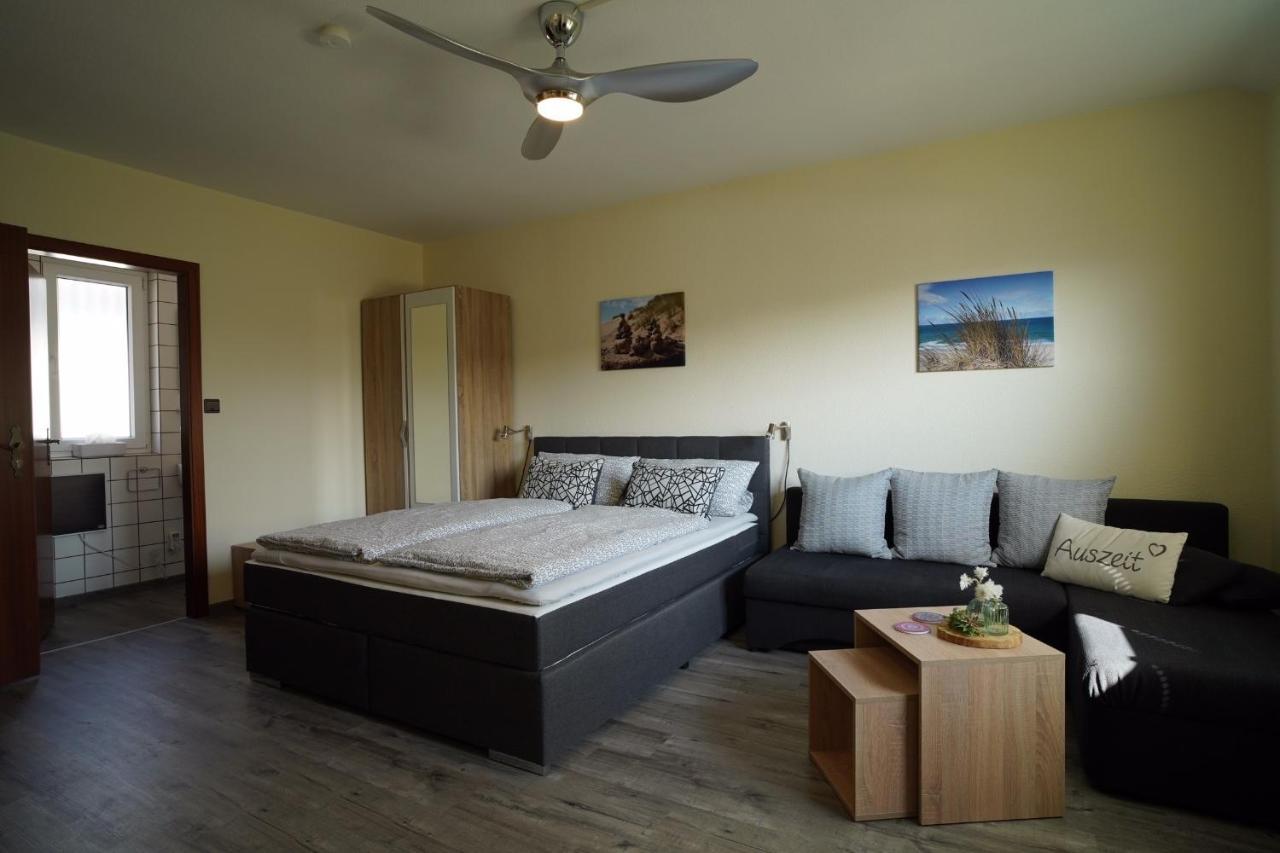 Auszeit - Ferienwohnung Und Appartements Бад-Зоден-Аллендорф Экстерьер фото
