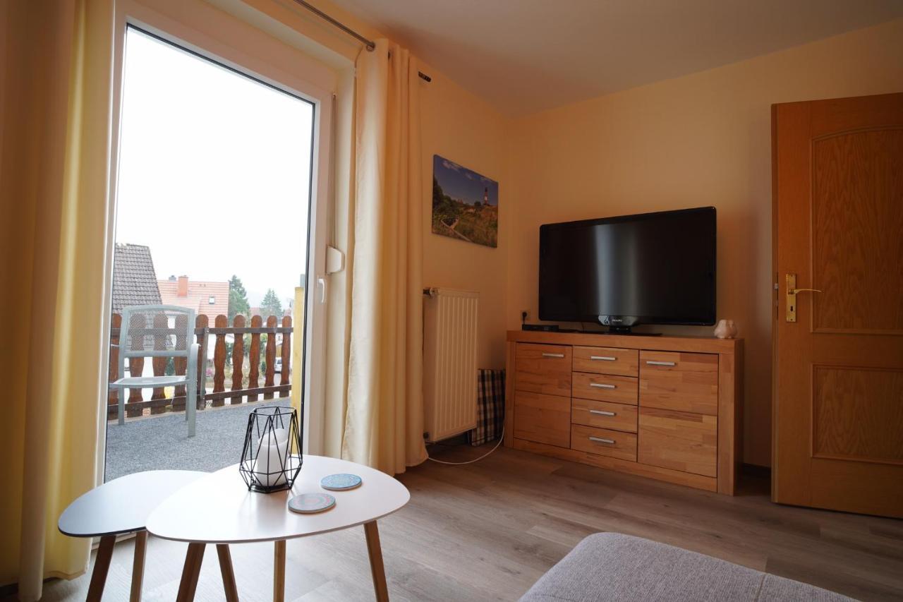 Auszeit - Ferienwohnung Und Appartements Бад-Зоден-Аллендорф Экстерьер фото